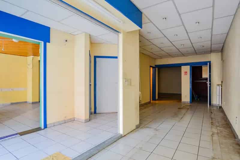 Handelspand met Woonst te Eernegem - 720m²