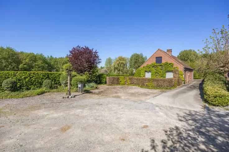 Huis Te Koop Boutersem: 4 slaapkamers, 2 badkamers, tuin