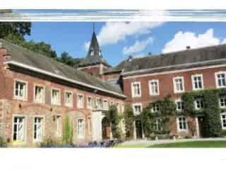 Kasteel Haspengouw te koop 17 slaapkamers 37ha