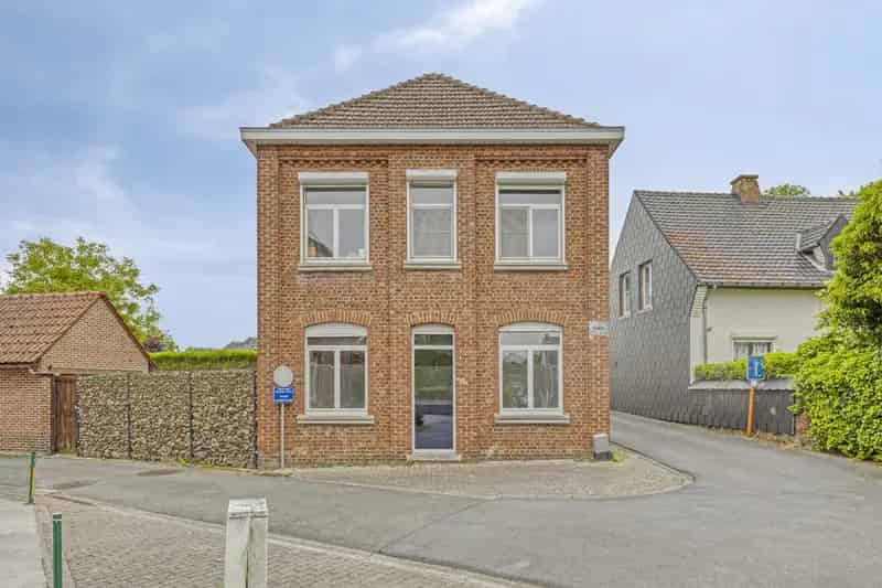 Halfopen woning 3 slaapkamers te Bever Centrum
