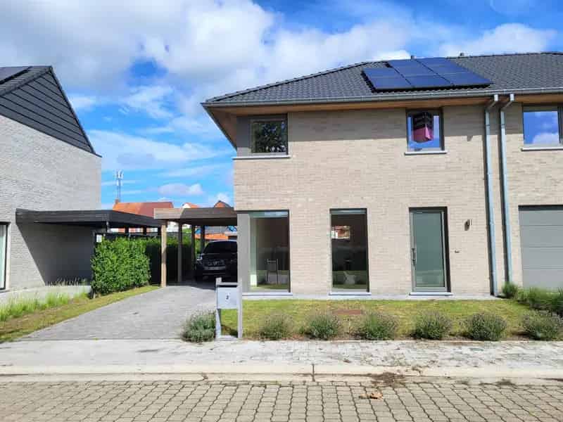 Huis te Koop Adegem: Instapklare Familiewoning