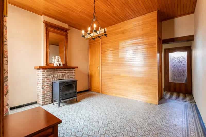 Te renoveren 3-gevelwoning met 3 slaapkamers en tuin te Baulers