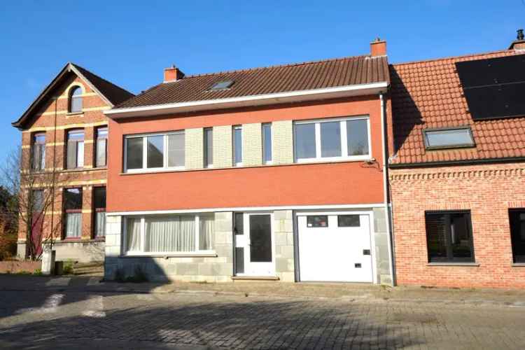 Ruime woning met 4 slaapkamers garage en tuin