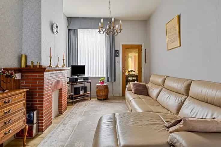 Huis Te Koop: 3 Slaapkamers, Tuin, Renovatieproject