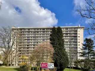 Appartement te Koop Laken 2 slaapkamers groot terras