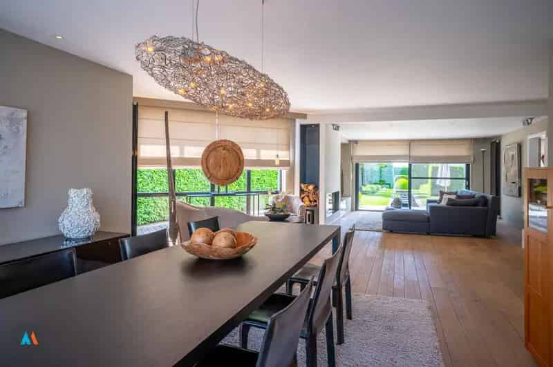 Luxe Villa te Loenhout - Instapklaar - 4 slaapkamers - Grote Tuin