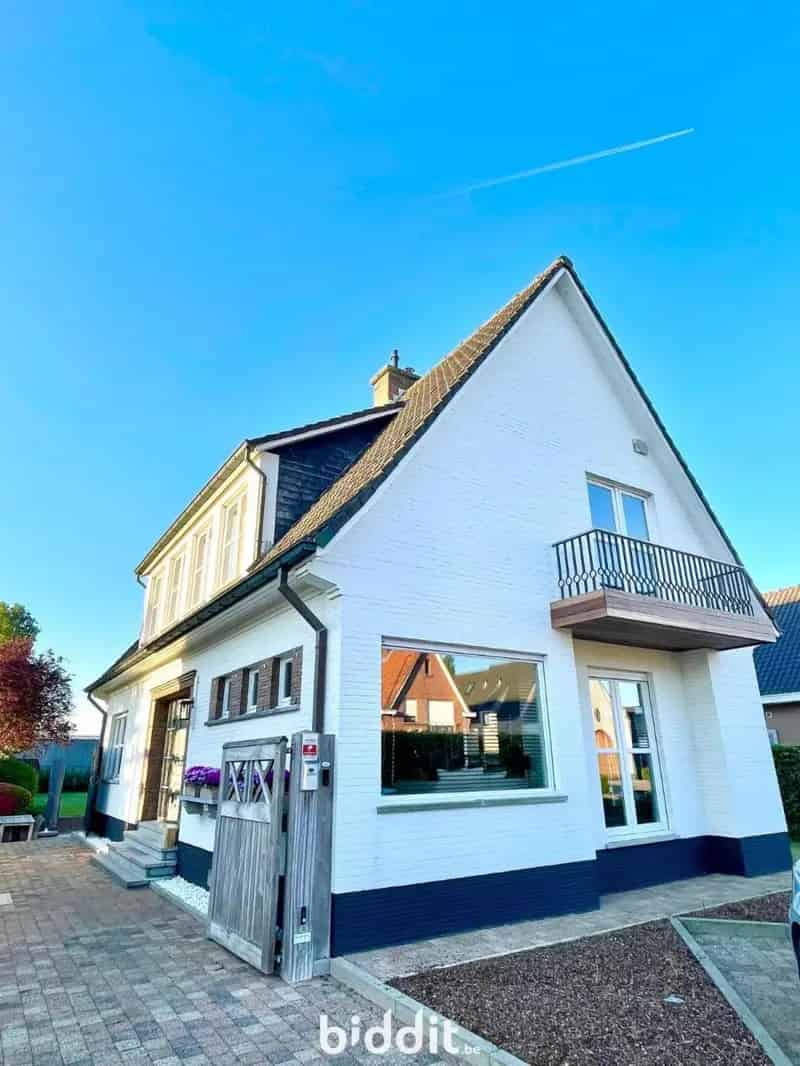 Ruime Instapklare Open Bebouwing 4 Slaapkamers