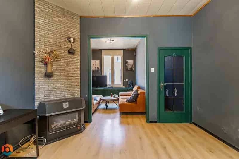 Op te frissen woning met 2 3 slaapkamers