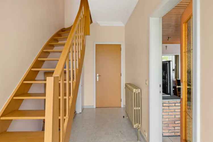 Knappe woning (163m²) met 3 slaapkamers op 617m²!