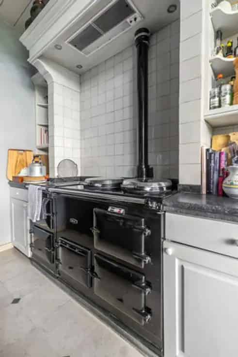 Huis Te Koop Domein met Villa Atelier Loods en Kantoor