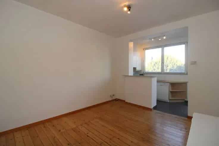 Appartement Ukkel Vanderkindere 60m² Terras Balkon