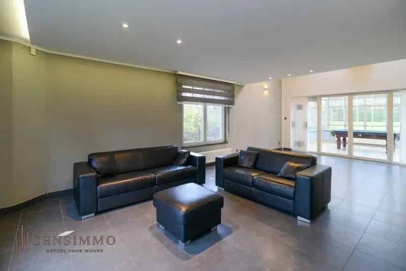 Villa te Genk 250m² 17a