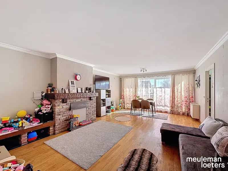 Appartement te huur Oostkamp: 2 slaapkamers, balkon, toplocatie
