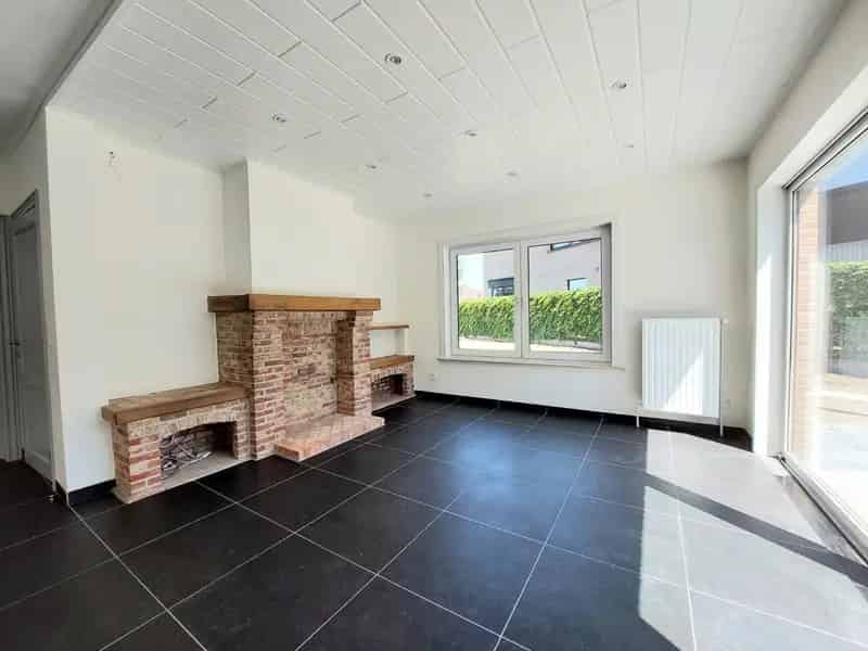 Ruime halfopen woning te koop 4 slaapkamers Brugge