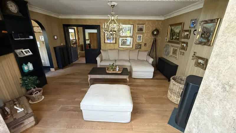 Ruime Villa te Huur in Rustige Wijk - 5 slaapkamers - Energiezuinig