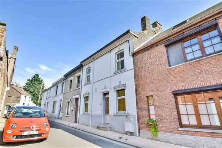Huis Te Koop renovatieproject 4 slaapkamers tuin