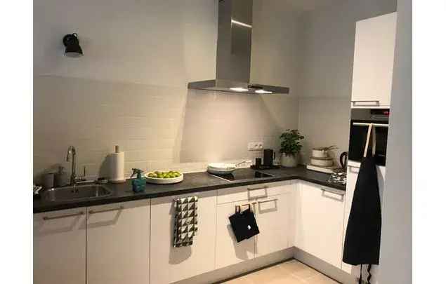 Huur 2 Slaapkamer Appartement 95m² Brussel