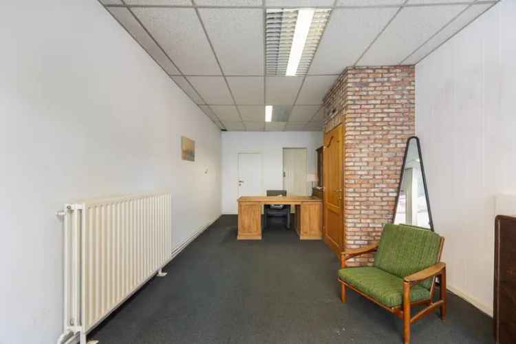 Huis te koop: Ruime gezinswoning met handelsruimte en tuin