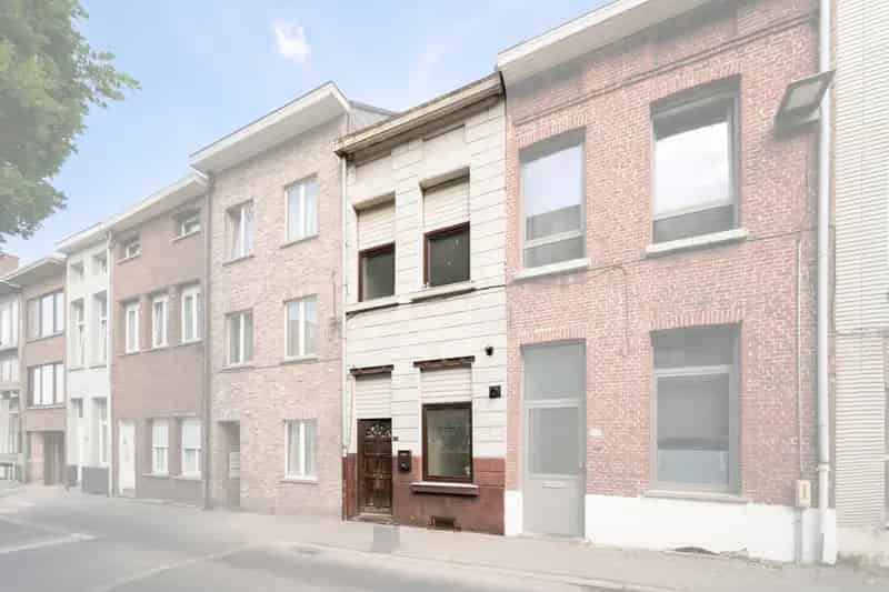Huis te koop Mechelen 3 slaapkamers koer gerenoveerd