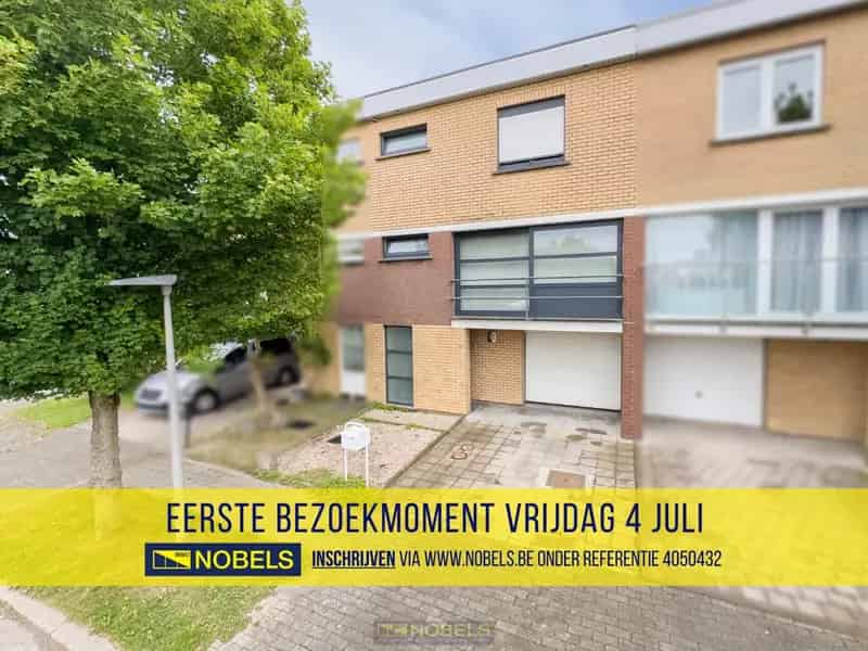 Bel-etage woning te Nederename met garage en tuin