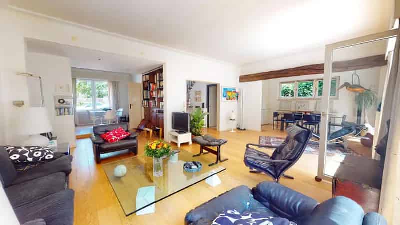 Huis te Kraainem 300m2 3 slaapkamers 2 badkamers garage tuin
