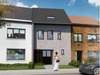 Huis te koop Oostende - Moderne Bel-Etage woning nabij park en E40