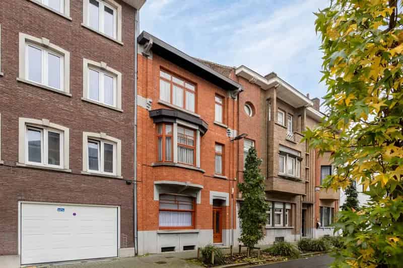 Huis te koop Sint Truiden 5 slaapkamers grote tuin