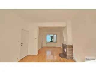 Huis te Huur Sint Pieters Woluwe 137m² 3 slaapkamers