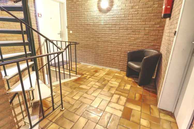 Appartement te koop: Ruim hoekappartement met 3 slaapkamers en terras