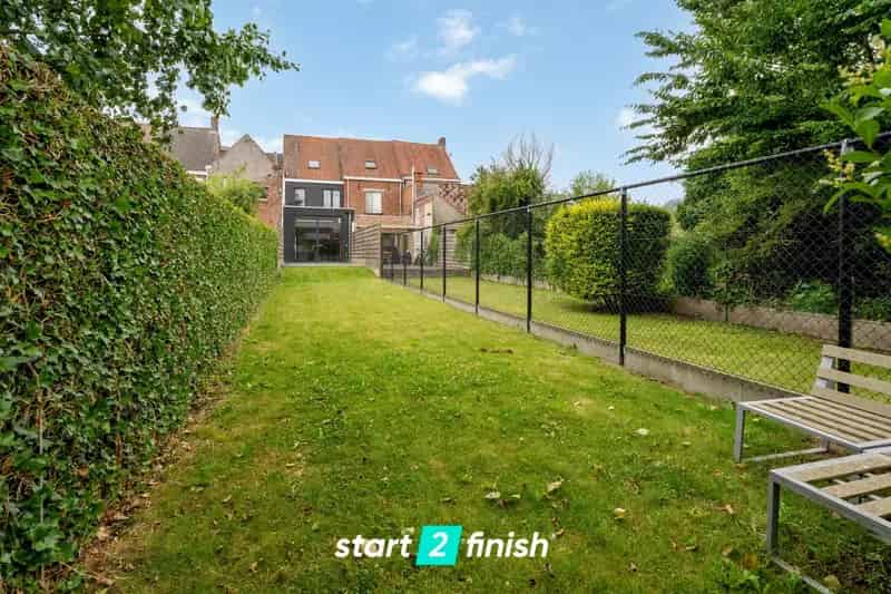 Huis te huur Roeselare: gerenoveerde woning met tuin