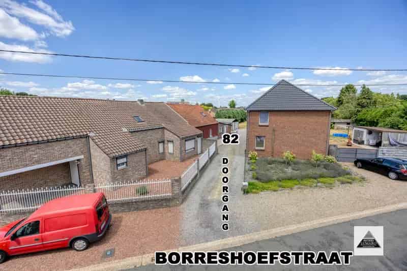 Huis te koop: 3 slaapkamers, grote zolder, tuin en garage
