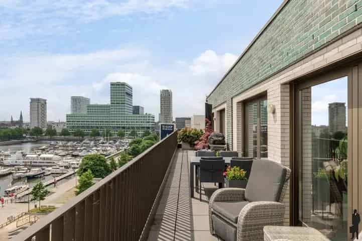 Penthouse te Koop Antwerpen: Exclusief Waterzicht XXL Terrassen