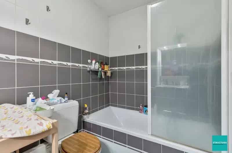 Duplex 2 slaapkamers 2 zolderkamers Instapklaar