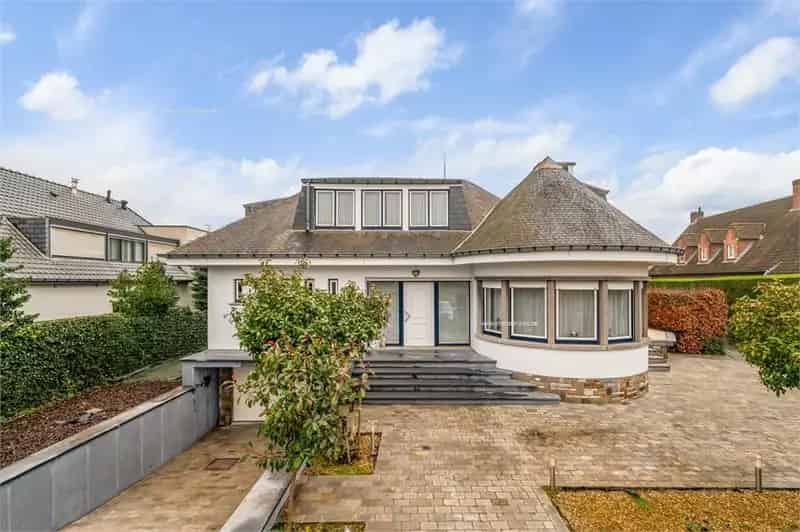 Magazijn te koop Ninove: Villa met kantoor en loods