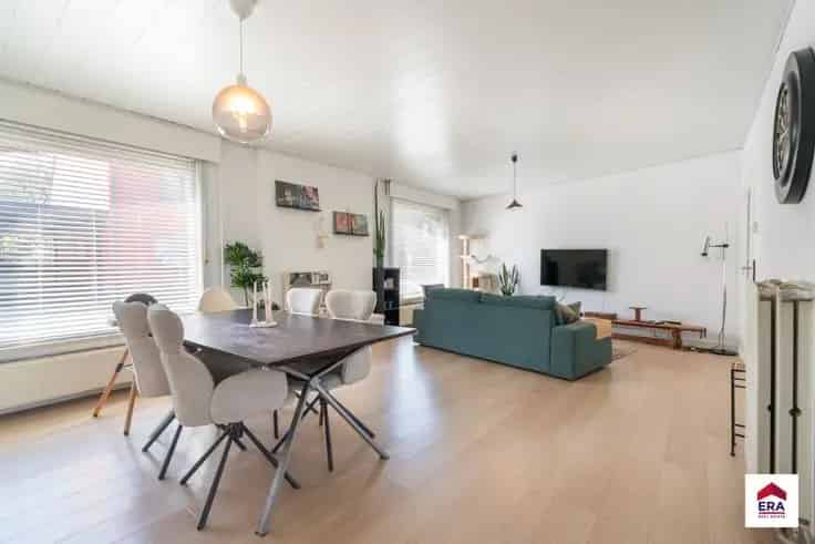 Huis Te Koop Londerzeel: 4 Slaapkamers, Tuin & 2 Staanplaatsen