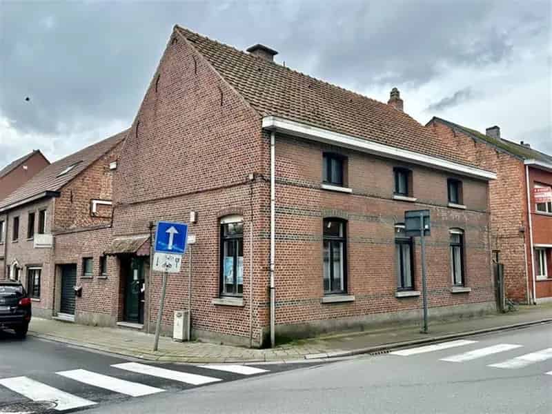 Huis te koop: 3 slaapkamers te renoveren