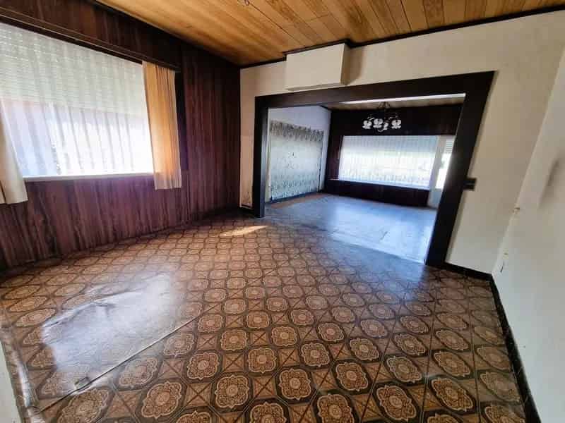 Te renoveren woning 432m² 3 slaapkamers ruime garage