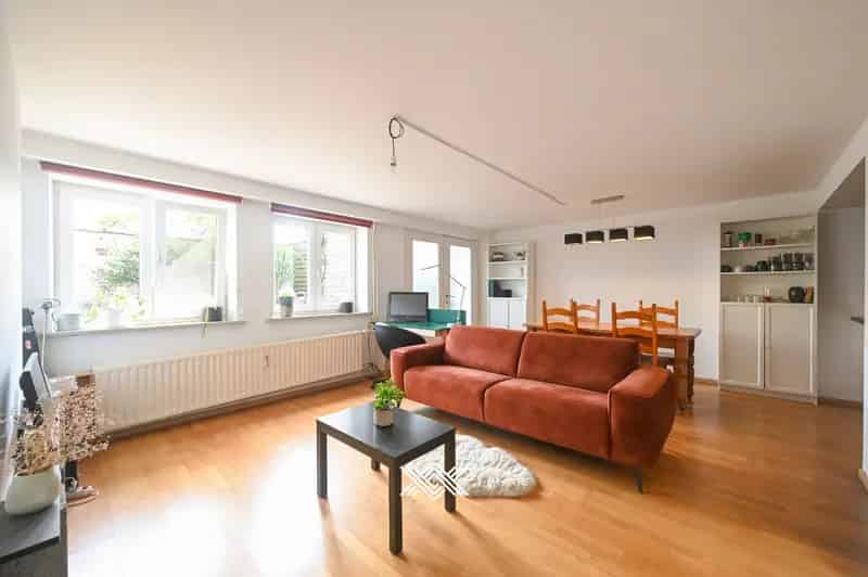 Appartement te huur Gent: 2 slaapkamers, tuin en garagebox