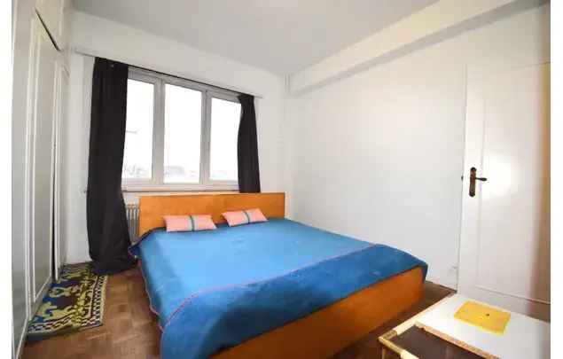 Huur 2 slaapkamer appartement van 65 m² in Antwerp