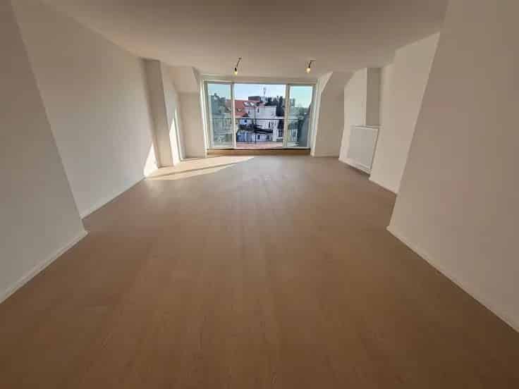 Duplex Te Koop Ukkel Vorst Gerenoveerd Penthouse