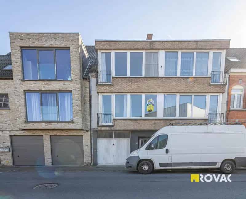 Bel-"etagewoning met garage Izegem Centrum
