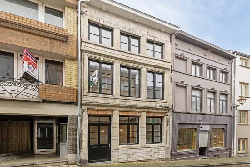 Gerenoveerde woning te huur 4 slaapkamers 192m² EPC B