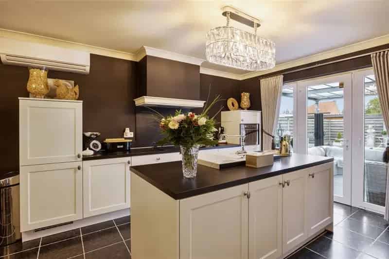 Gerenoveerde Woning te Koop Viversel