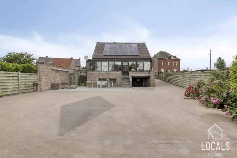 Huis te koop Kerksken: Ruime gezinswoning met 4 slaapkamers en garage
