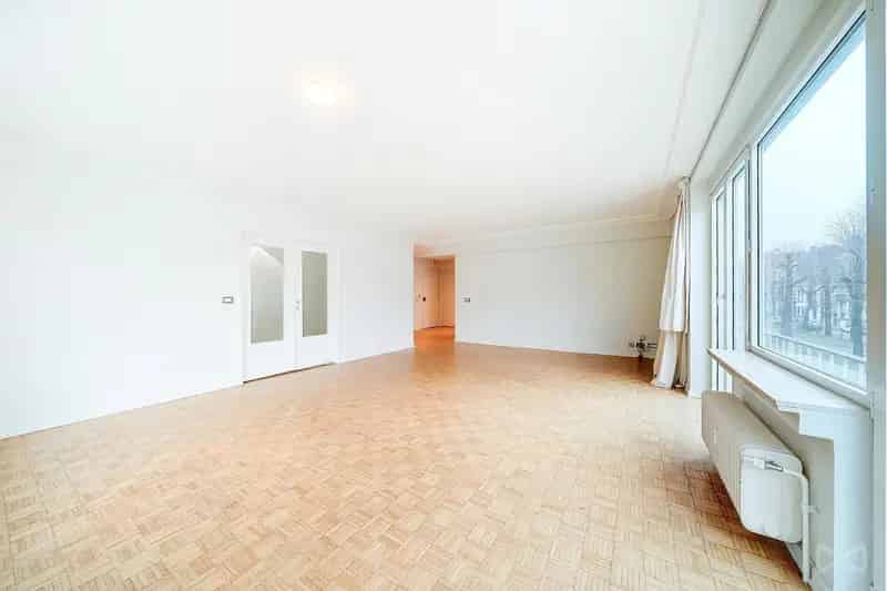 Appartement 3 slaapkamers Avenue Molière te huur