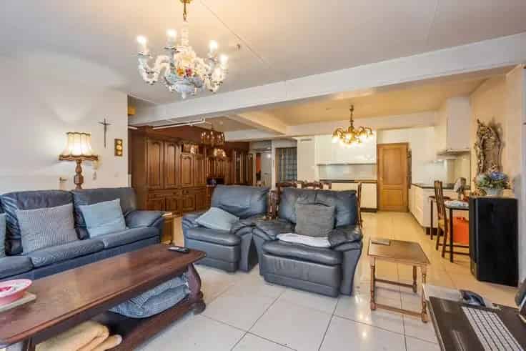 Appartement 4 slaapkamers Garage 230m²