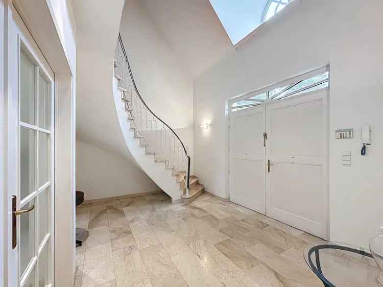 Klassieke Energiezuinige Villa 4 5 Slaapkamers Ruim Perceel