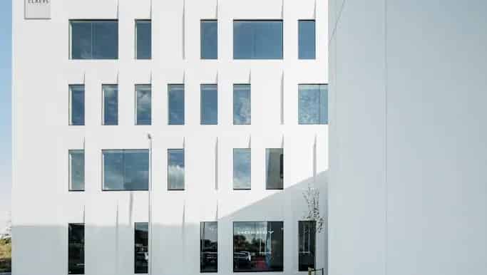Kantoor te koop Roeselare 392m²  Topligging Nabij Autostrade