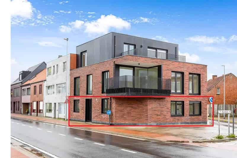Appartement te koop gelijkvloers 2 slaapkamers tuin