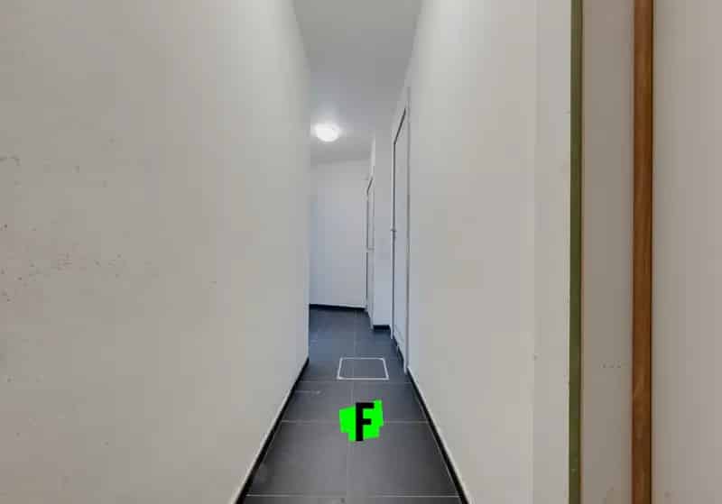 Handelsruimte en Triplex Appartement 3 slaapkamers Tielt